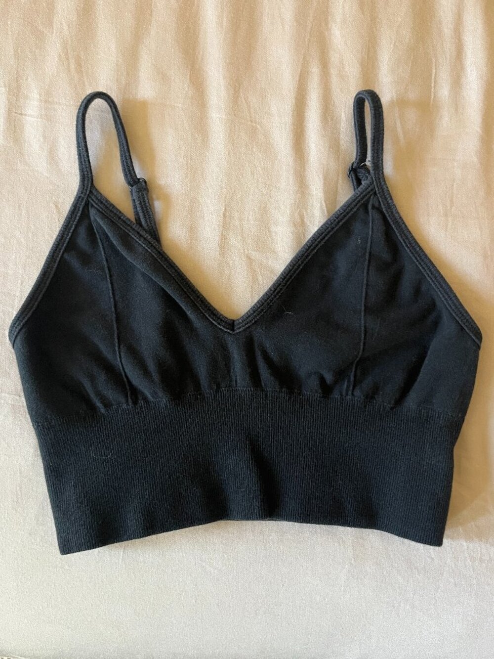 Alo Seamless Delight Bralette in Black